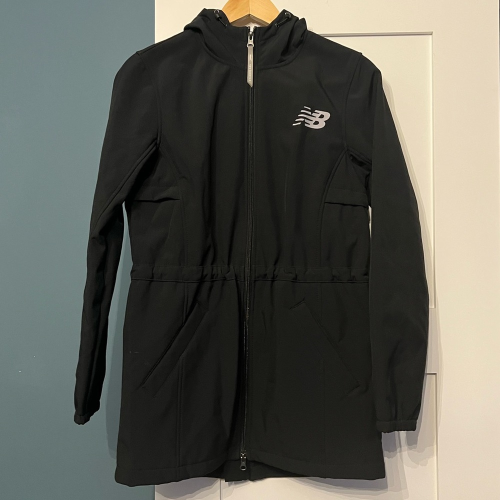 New Balance long line windbreaker in Black size S like new